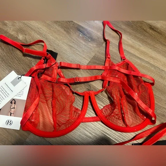 Blue Bella bra and thong set - Picture 6 of 8